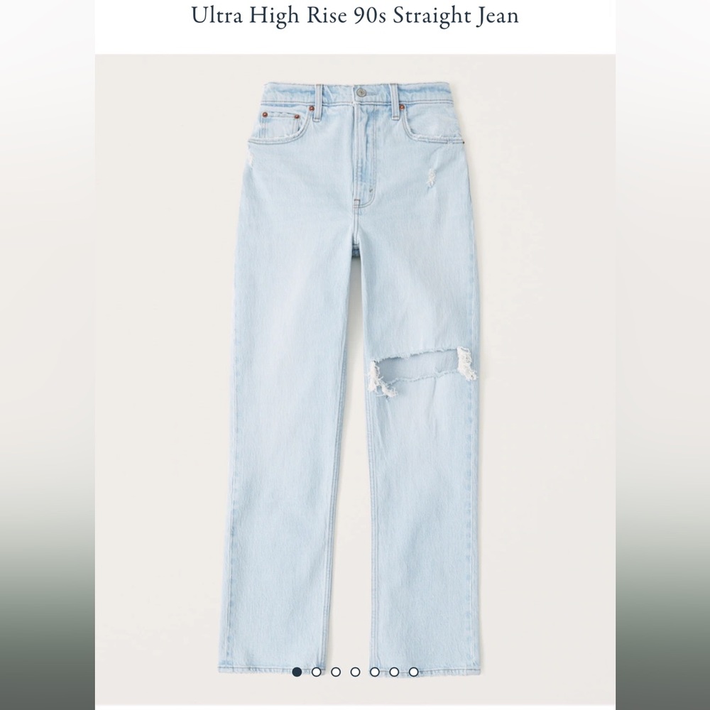 Abercrombie & Fitch - Ultra High Rise 90s Straight Jeans - Size 6R / 28.